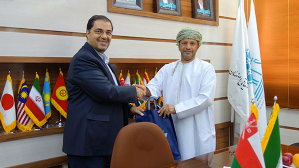 رایزنی تجار عمانی با مدیران عامل شرکتهای دانشبنیان اصفهان رایزنی تجار عمانی با مدیران عامل شرکتهای دانشبنیان اصفهان