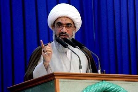 مسوولان از پرداختن به مسائل حاشیه‌ای بپرهیزند