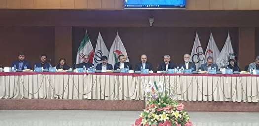 صالحیامیری: کمیته ملی المپیک کنار وزارت ورزش است نه مقابل آن صالحیامیری: کمیته ملی المپیک کنار وزارت ورزش است نه مقابل آن