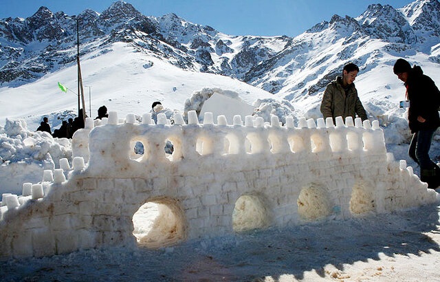 فراخوان ثبت نام در سومین جشنواره ملی سازه های برفی فراخوان ثبت نام در سومین جشنواره ملی سازه های برفی