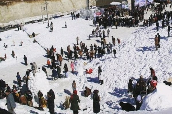 فردا آغاز جشنواره ملی برفی دنا در پیست اسکی کاکان