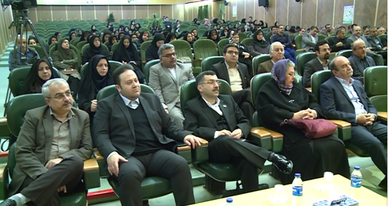 تجلیل از پژوهشگران نمونه دانشگاه علوم پزشکی تجلیل از پژوهشگران نمونه دانشگاه علوم پزشکی