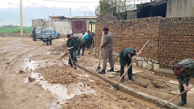 اعزام ۲۰ گروه جهادی به روستاهای سیل زده سرخس