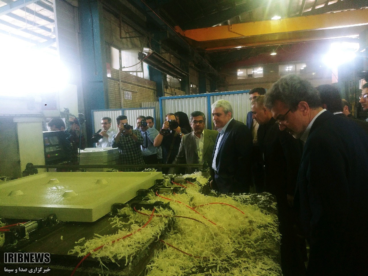 بازدیدمعاون رئیسجمهور از شرکتهای دانشبنیان زنجان بازدیدمعاون رئیسجمهور از شرکتهای دانشبنیان زنجان