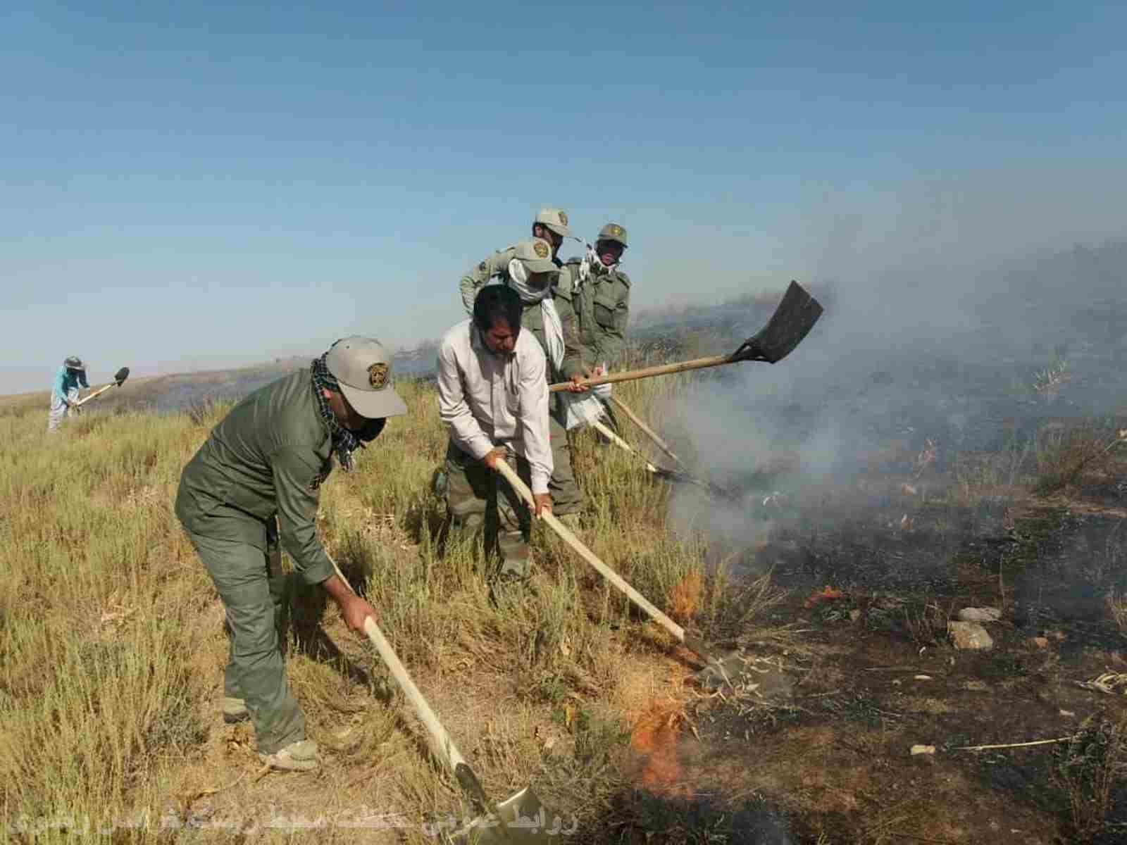 آتش سوزی در 200 هکتار از مراتع خراسان رضوی آتش سوزی در 200 هکتار از مراتع خراسان رضوی