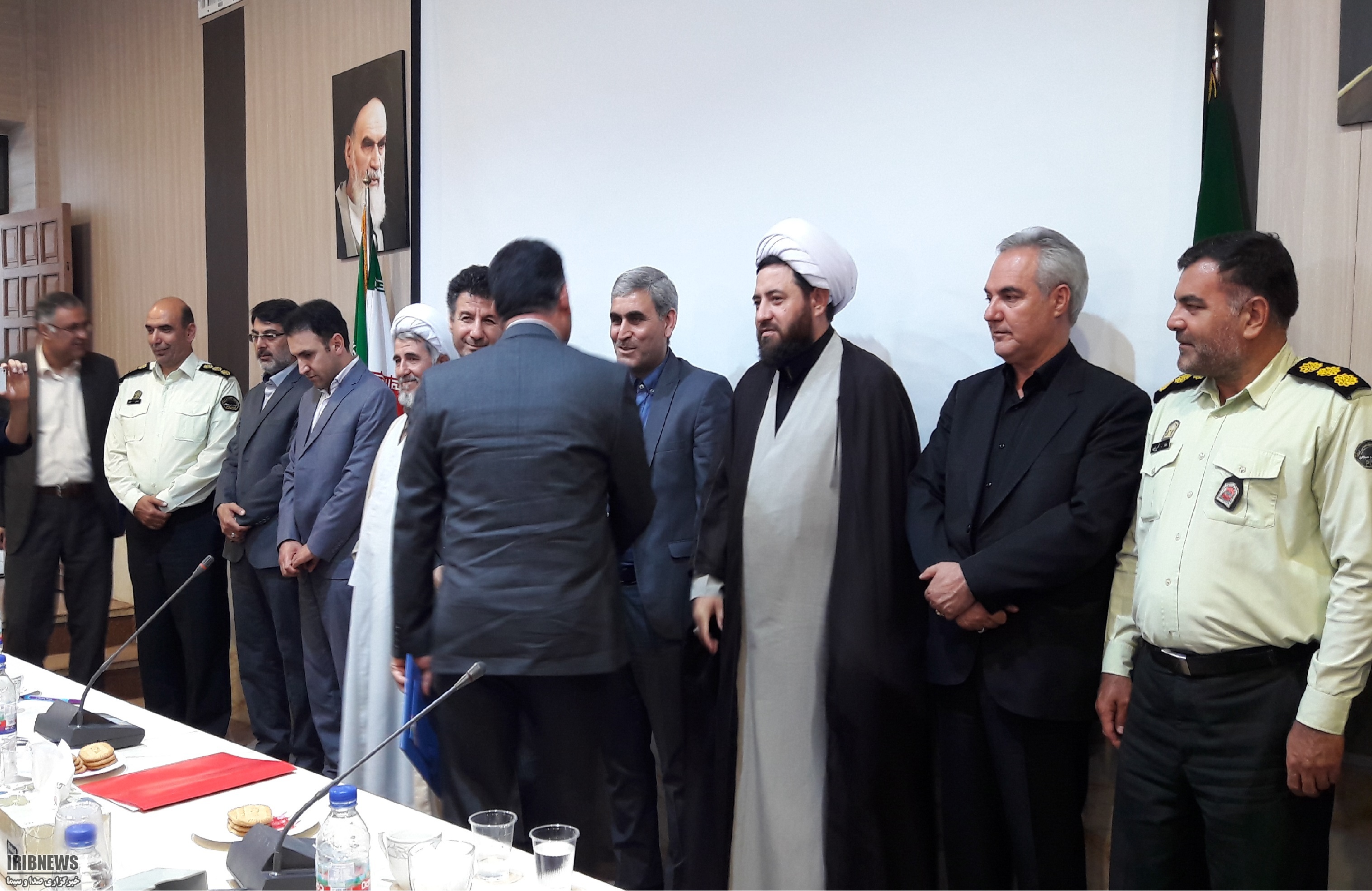 تودیع و معارفه رئیس زندان مهاباد تودیع و معارفه رئیس زندان مهاباد