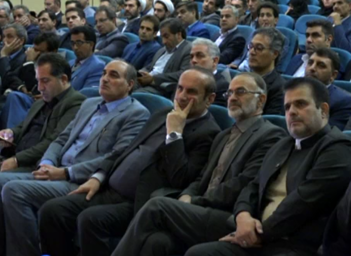 تجلیل از فعالان حوزه نماز