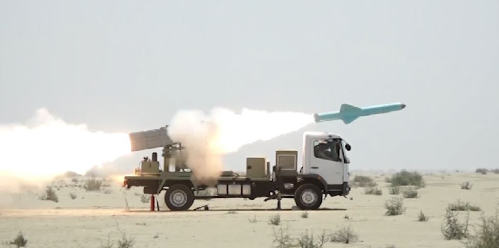 شلیک موفقیت آمیز نسل جدید موشکهای کروز دریایی برد بلند و کوتاه