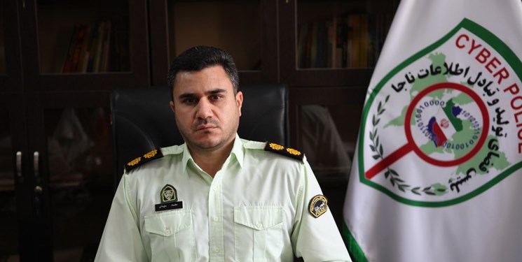 پلیس فتا فارس در پرداخت فطریه مجازی پلیس فتا فارس در پرداخت فطریه مجازی