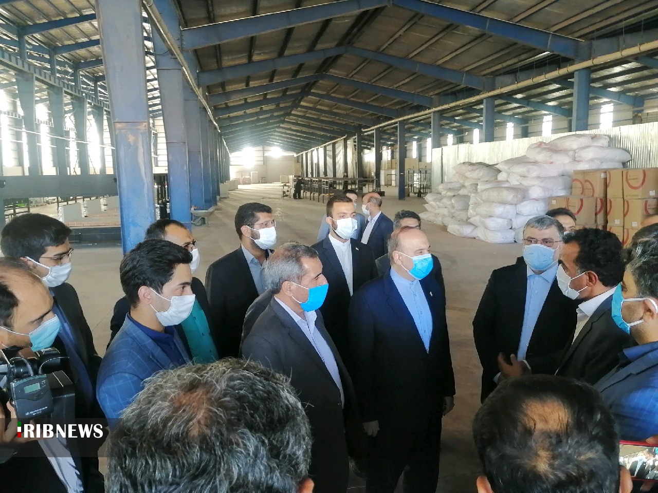 بررسی مشکلات منطقه ویژه  اقتصادی بیرجند با حضور وزیر ورزش