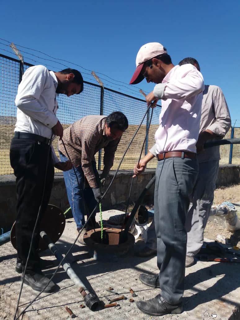 تعویض پمپ آب روستای کاریزنو فریمان