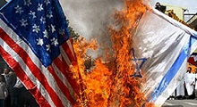 به آتش کشیدن پرچم آمریکا و رژیم صهیونیستی در زرندیه به آتش کشیدن پرچم آمریکا و رژیم صهیونیستی در زرندیه