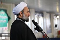 خدمات و کمبودها را در کنار هم‌ببینیم و برای رفع مشکلات تلاش کنیم