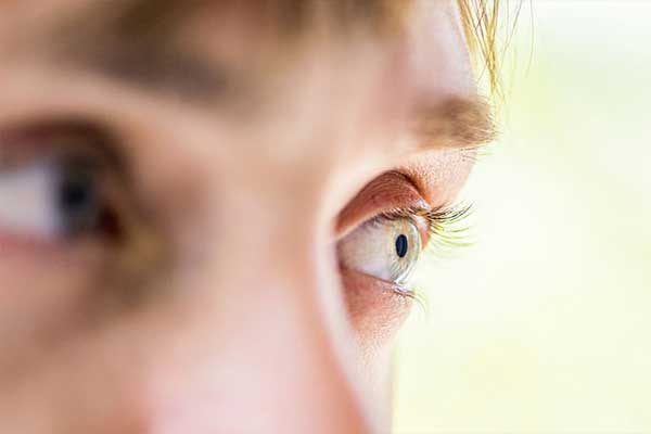 عوارض چشمی دیابت تحت چه شرایطی تشدید می شود؟ عوارض چشمی دیابت تحت چه شرایطی تشدید می شود؟