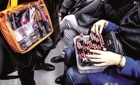 راهاندازی سامانه شناسایی و ساماندهی دستفروشان مترو راهاندازی سامانه شناسایی و ساماندهی دستفروشان مترو