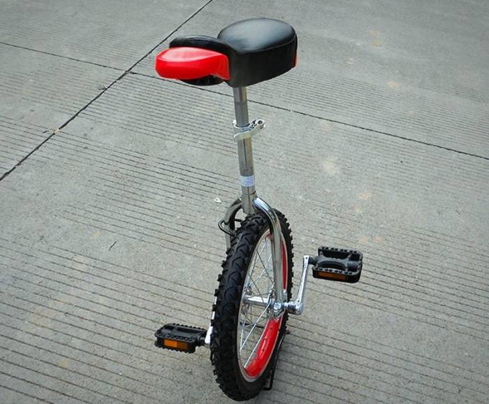 آیا می دانید دوچرخه از چه زمانی اختراع شد و مخترع آن که بود؟ آیا می دانید دوچرخه از چه زمانی اختراع شد و مخترع آن که بود؟