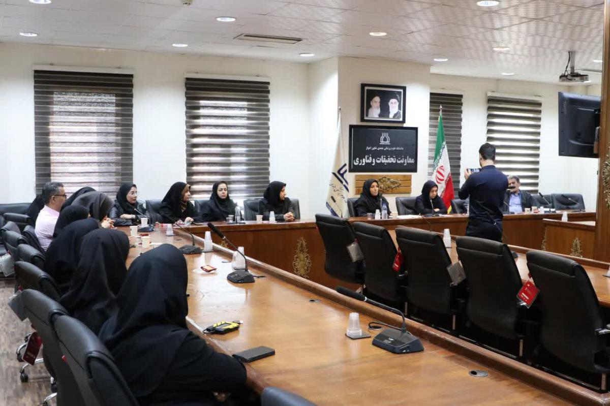 نشست ترجمان دانش در دانشگاه علوم پزشکی جندی شاپور اهواز نشست ترجمان دانش در دانشگاه علوم پزشکی جندی شاپور اهواز