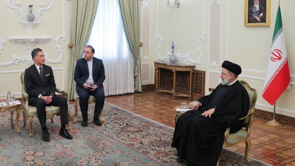 ** تحریمهای ظالمانه نمیتواند مانع گسترش روابط ایران و ژاپن باشد ** تحریمهای ظالمانه نمیتواند مانع گسترش روابط ایران و ژاپن باشد