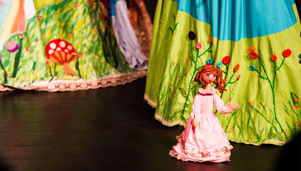 بهدلیل استقبال مخاطبان؛نمایش «دنیای خیالانگیز من» سومین بار تمدید شد بهدلیل استقبال مخاطبان؛نمایش «دنیای خیالانگیز من» سومین بار تمدید شد