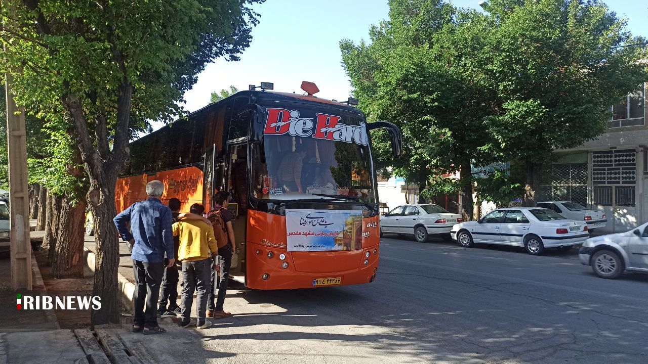 تشرف زائر اولی‌ها به مشهدمقدس