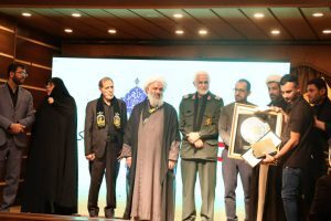 رونمایی از پوستر پنجمین سوگواره ملی تئاتر اربعین حسینی در خوزستان رونمایی از پوستر پنجمین سوگواره ملی تئاتر اربعین حسینی در خوزستان