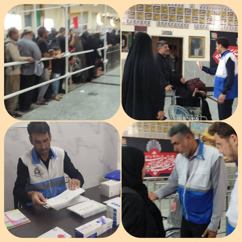 حضور کارشناسان مبارزه با بیماریها در مرز چذابه حضور کارشناسان مبارزه با بیماریها در مرز چذابه