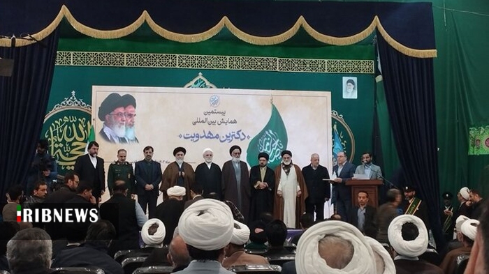 انقلاب اسلامی باید با تکیه بر علم روز برابر دشمنان ایستادگی کند انقلاب اسلامی باید با تکیه بر علم روز برابر دشمنان ایستادگی کند