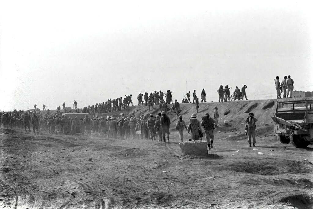 یک کتاب عکس در میان برگزیدگان کتاب سال دفاع مقدس یک کتاب عکس در میان برگزیدگان کتاب سال دفاع مقدس