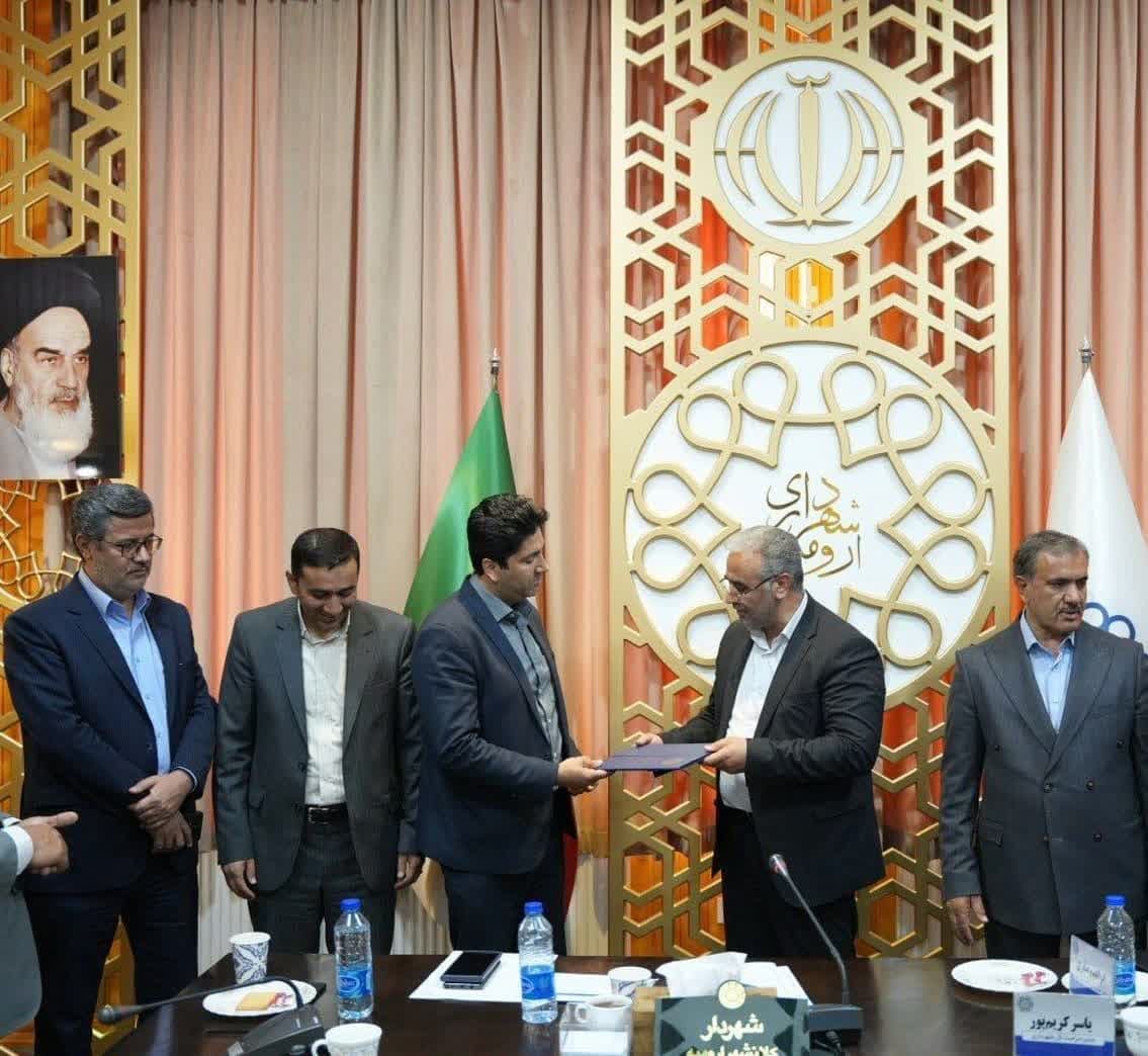 معرفی سرپرست معاونت فنی و امور زیربنایی شهرداری ارومیه معرفی سرپرست معاونت فنی و امور زیربنایی شهرداری ارومیه