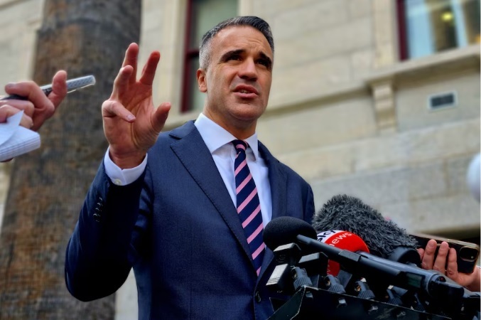 استرالیا در پی ممنوعیت استفاده از شبکه‌های اجتماعی در کلاس‌های درس است