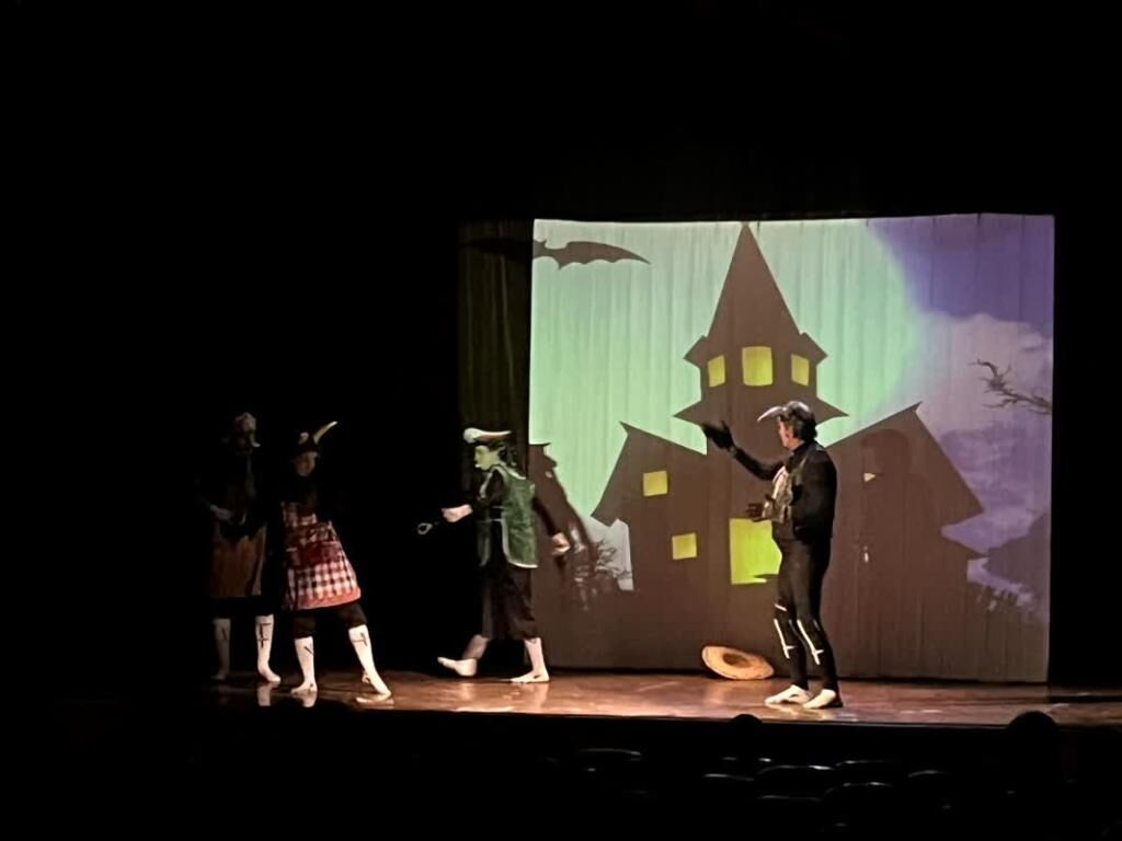 درخشش نمایش درخشش نمایش