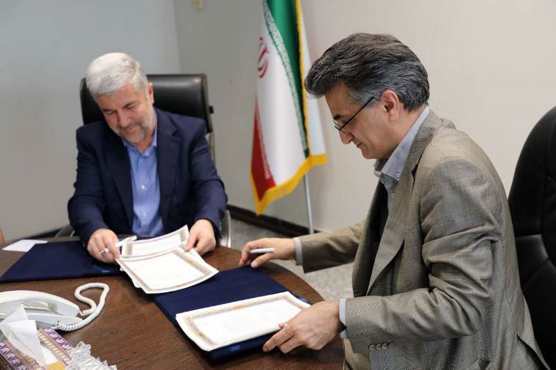 امضاء تفاهمنامه همکاری آموزشی سازمان محیط زیست و مجمع تشخیص مصلحت امضاء تفاهمنامه همکاری آموزشی سازمان محیط زیست و مجمع تشخیص مصلحت