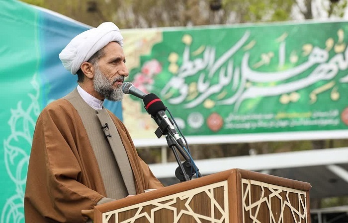 فرصت‌های سرمایه گذاری باید به مردم معرفی شود