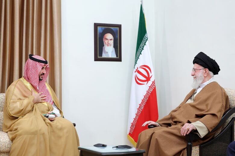 روایتی دیگر از دیدار وزیر دفاع عربستان با رهبر معظم انقلاب