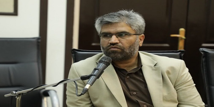 در حوزه زبان فارسی، باید رویکرد قرارگاهی و دانشگاهی داشته باشیم