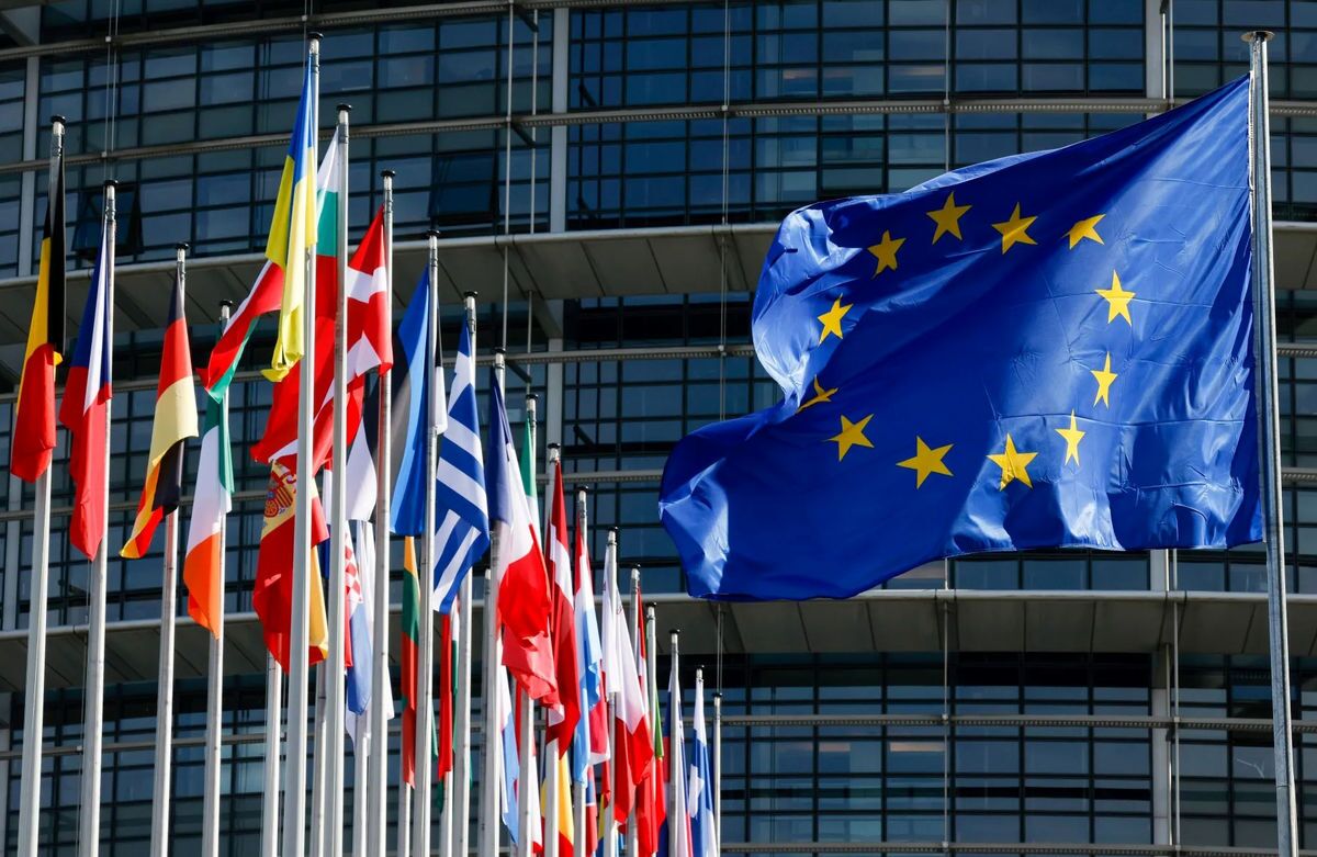 موضوع هستهای ایران، تنها از مسیر دیپلماسی حل میشود موضوع هستهای ایران، تنها از مسیر دیپلماسی حل میشود