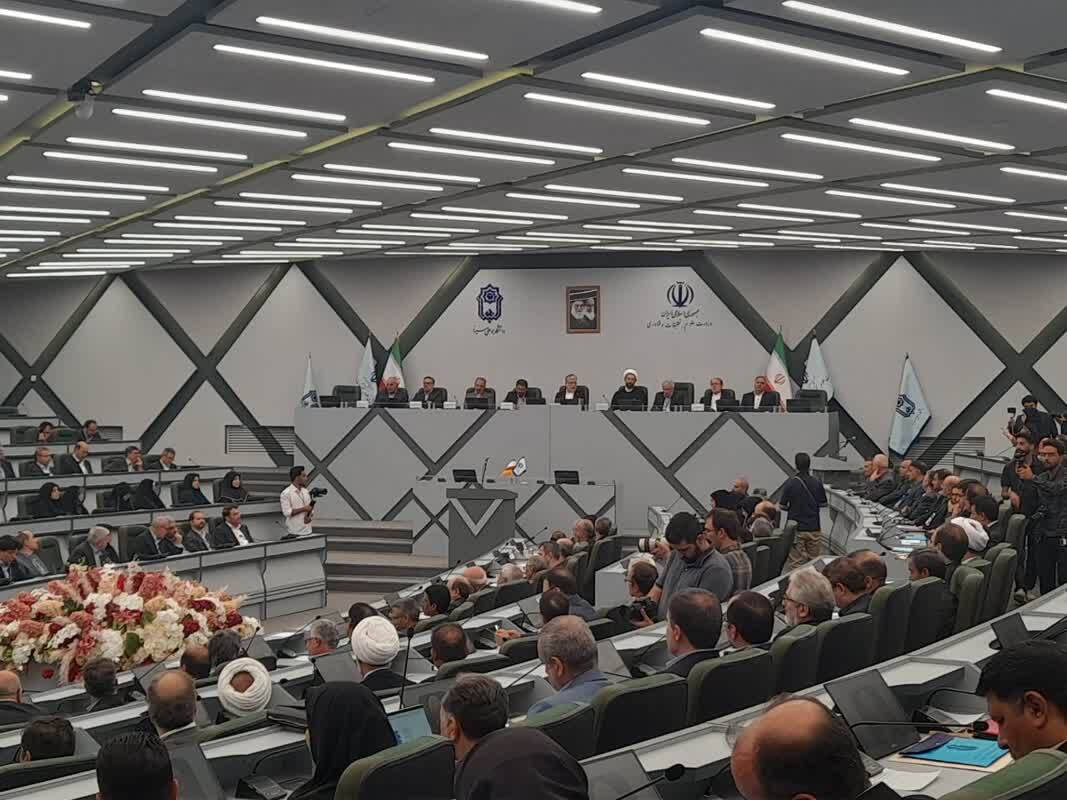 آغاز اجلاس روسای دانشگاهها و موسسات آموزش عالی پژوهشی و فناوری و روسای پارکهای علم و فناوری کشور در همدان آغاز اجلاس روسای دانشگاهها و موسسات آموزش عالی پژوهشی و فناوری و روسای پارکهای علم و فناوری کشور در همدان