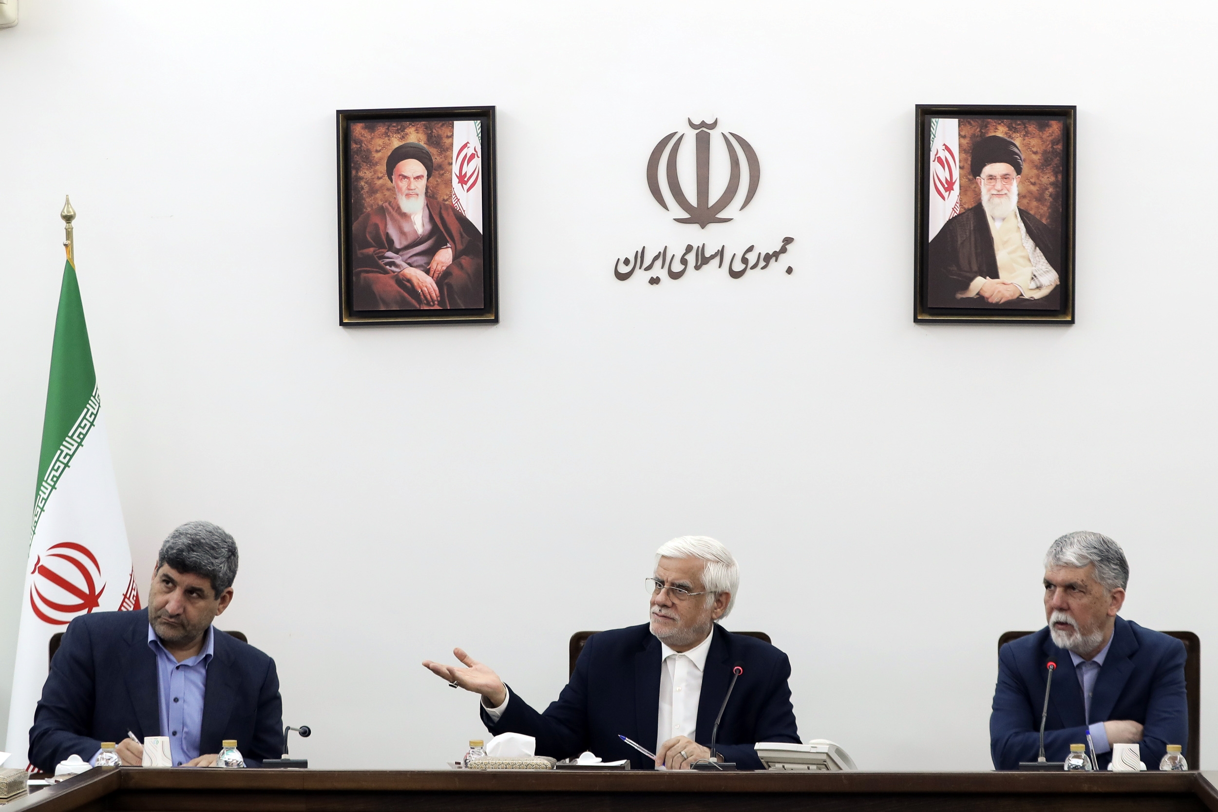 تخصیص ۴۰ میلیون دلار برای حل مشکل کاغذ مطبوعات و نشر تخصیص ۴۰ میلیون دلار برای حل مشکل کاغذ مطبوعات و نشر