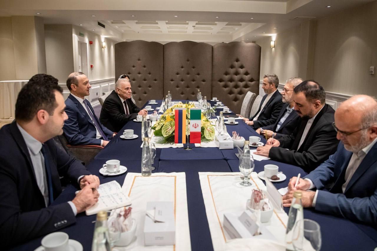 *** سند جامع روابط راهبردی میان ایران و ارمنستان به زودی امضا خواهد شد *** سند جامع روابط راهبردی میان ایران و ارمنستان به زودی امضا خواهد شد