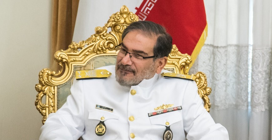 *** دریابان شمخانی: راهبرد ایران مبتنی بر دفاع است *** دریابان شمخانی: راهبرد ایران مبتنی بر دفاع است