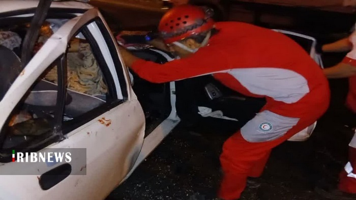 تصادف ساینا و تریلی در محور سلفچگان قم به اراک با ۵ مصدوم تصادف ساینا و تریلی در محور سلفچگان قم به اراک با ۵ مصدوم