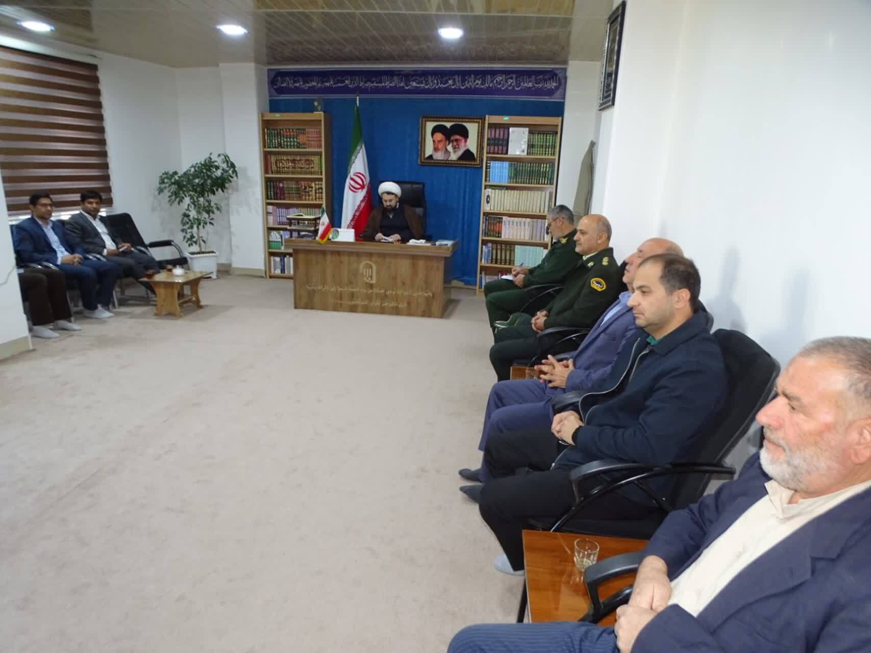 چهاربرج مهیای راهپیمایی یومالله سیزده آبان چهاربرج مهیای راهپیمایی یومالله سیزده آبان