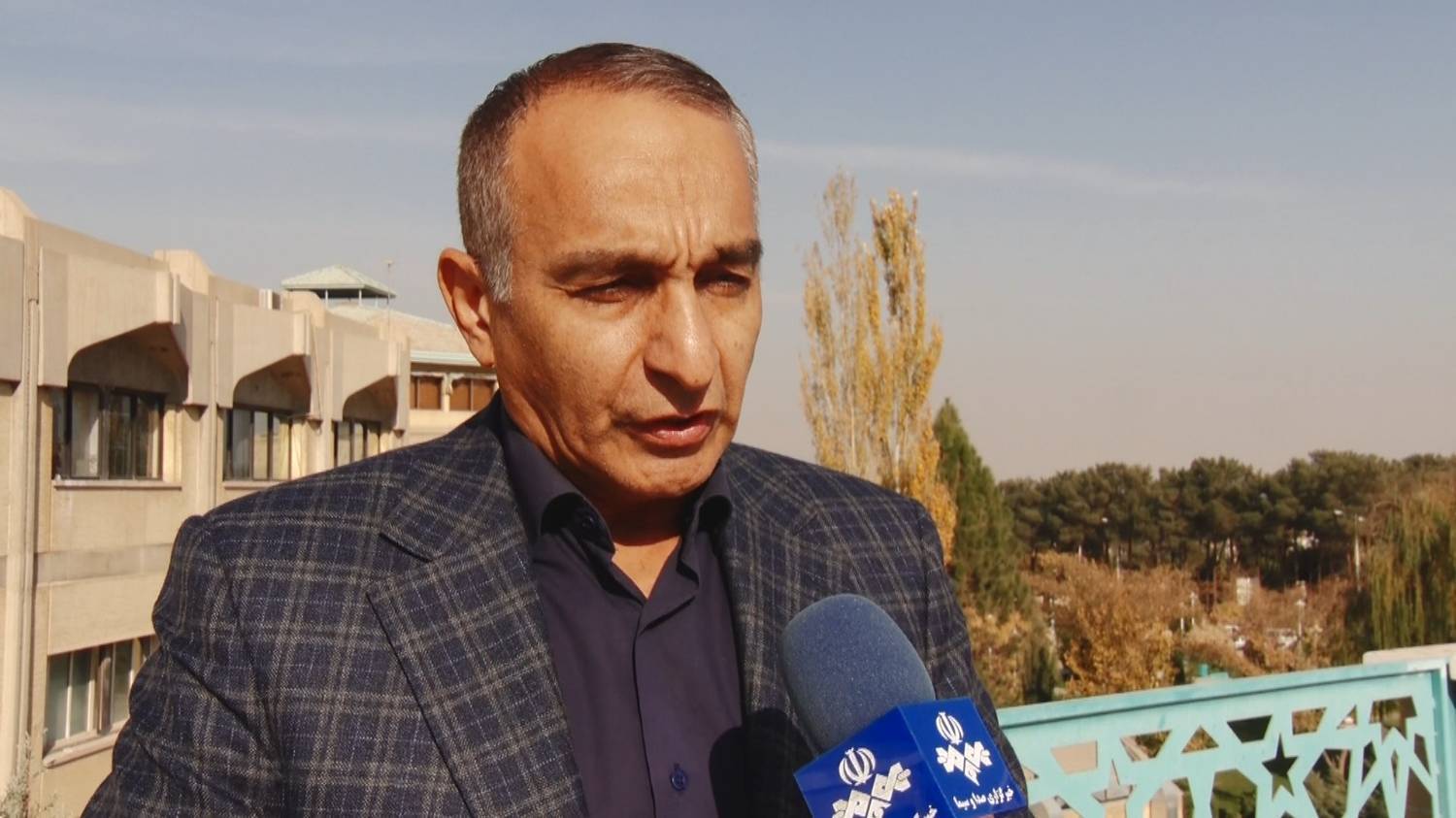 مقاطع تحصیلی و مراکز آموزشی غیر حضوری شد؛اداره ها  هم دور کار