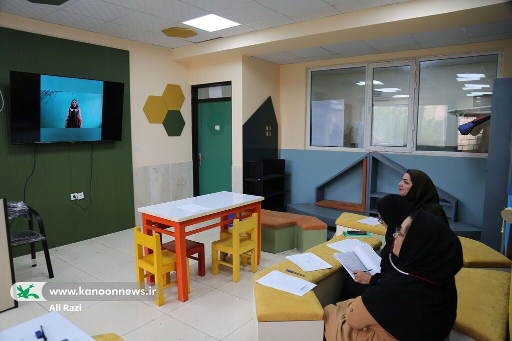 آغاز مرحله بازبینی آثار رسیده به بخش استانی جشنواره بینالمللی قصهگویی آغاز مرحله بازبینی آثار رسیده به بخش استانی جشنواره بینالمللی قصهگویی