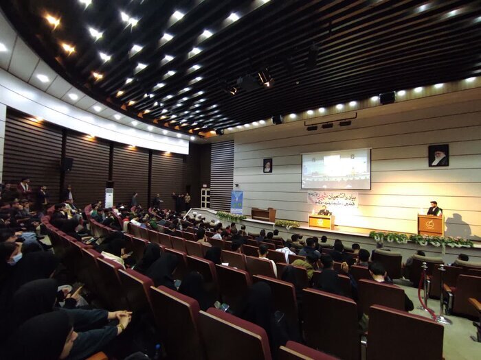 راه حل رشد اقتصادی بسترسازی برای نقش آفرینی مردم و کارآفرینان راه حل رشد اقتصادی بسترسازی برای نقش آفرینی مردم و کارآفرینان