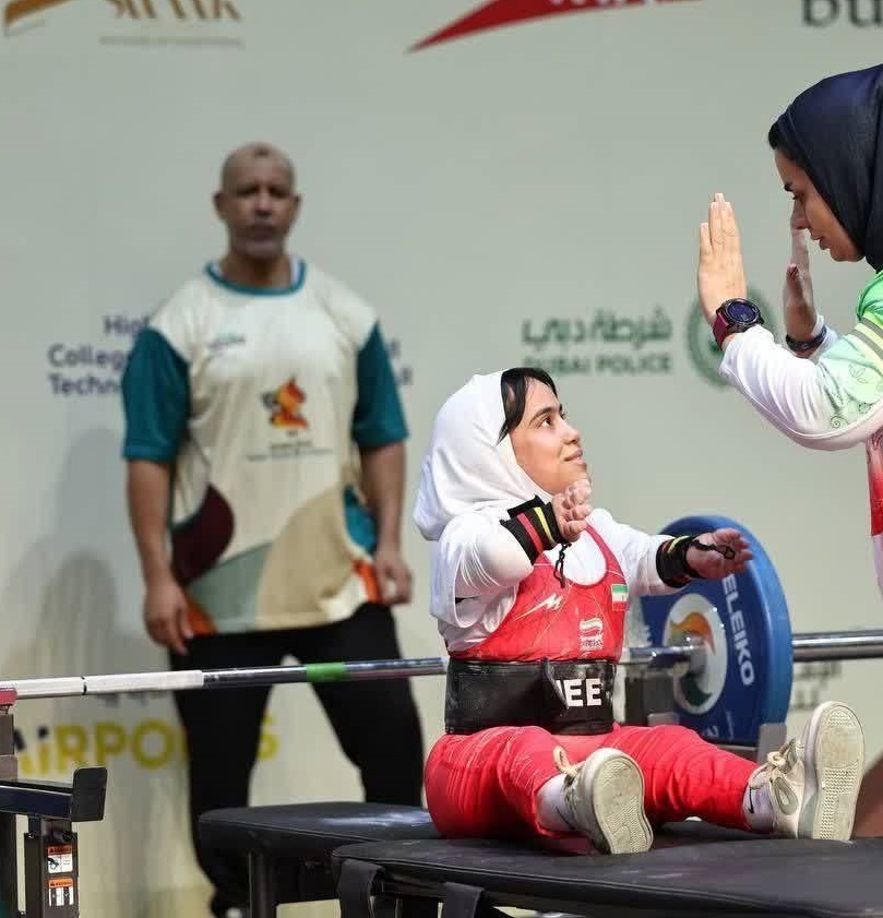 درخشش بانوی خراسان رضوی در کسب اولین مدال طلا پاراوزنه برداری