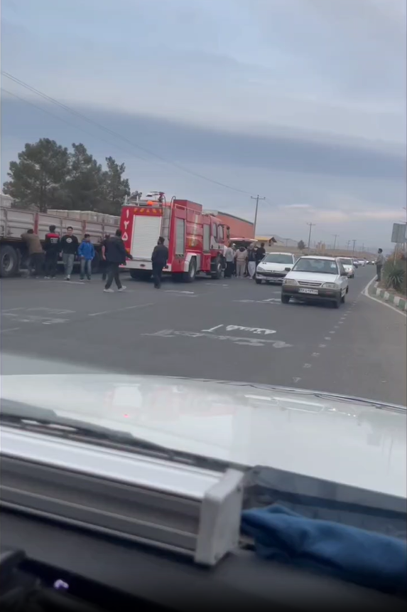 جداسازی تریلی در سبزوار با یک جانباخته و یک مصدوم