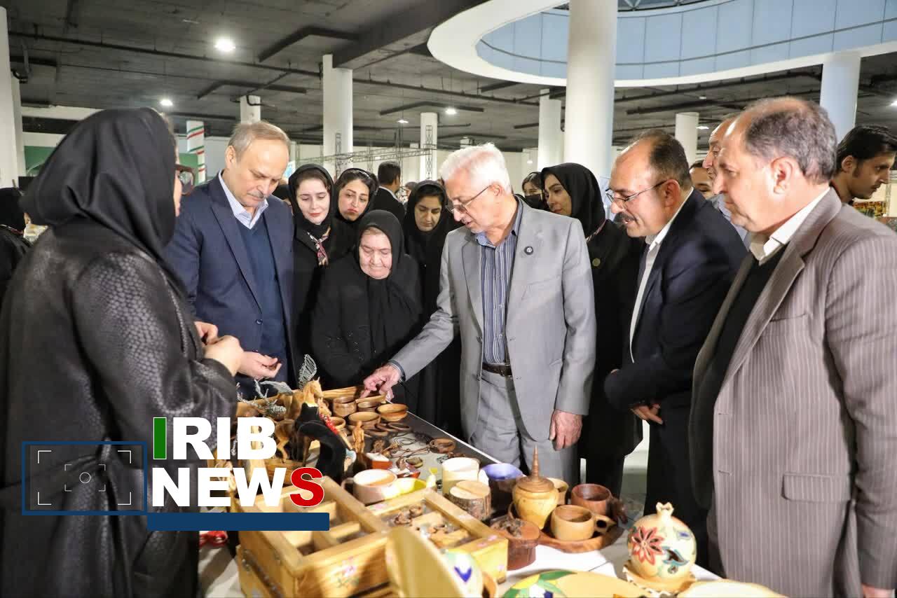 افتتاح نمایشگاه بانوان کارآفرین در بجنورد 