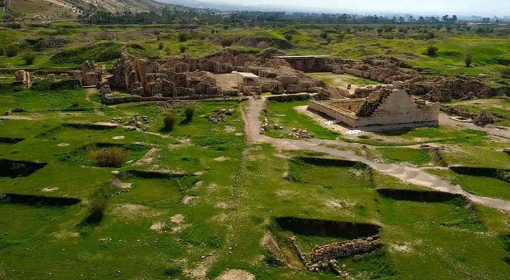 اسناد مالکیت چندین اثر تاریخی فارس صادر شد اسناد مالکیت چندین اثر تاریخی فارس صادر شد