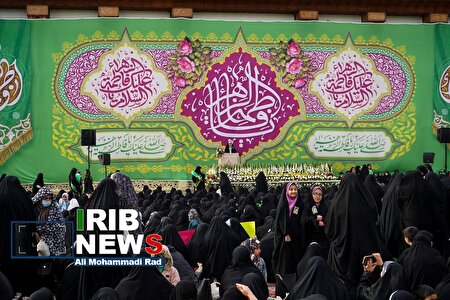 اجتماع بزرگ بانوان مدافع حریم عفاف، حجاب و خانواده در شیراز